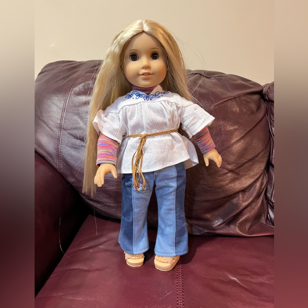 American girl doll , Julie 18” , comes with box